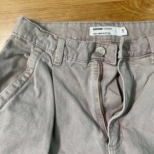 Garage 80's Mom Jeans Size 1 - Khaki